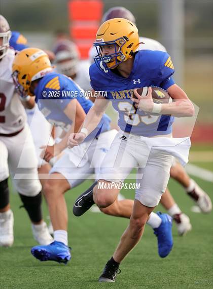 Thumbnail 2 in Johnson City @ Blanco (Scrimmage) photogallery.