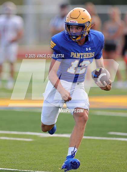 Thumbnail 1 in Johnson City @ Blanco (Scrimmage) photogallery.