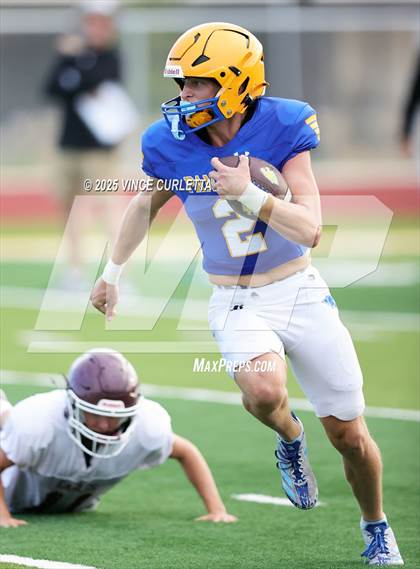 Thumbnail 1 in Johnson City @ Blanco (Scrimmage) photogallery.