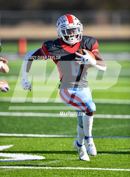 Thumbnail 3 in First Baptist vs Weatherford Christian (TAPPS Division IV Area Playoff) photogallery.