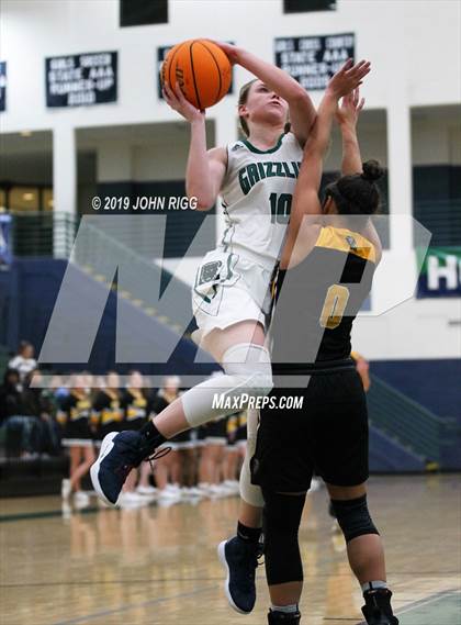Thumbnail 2 in Sequoyah @ Creekview photogallery.