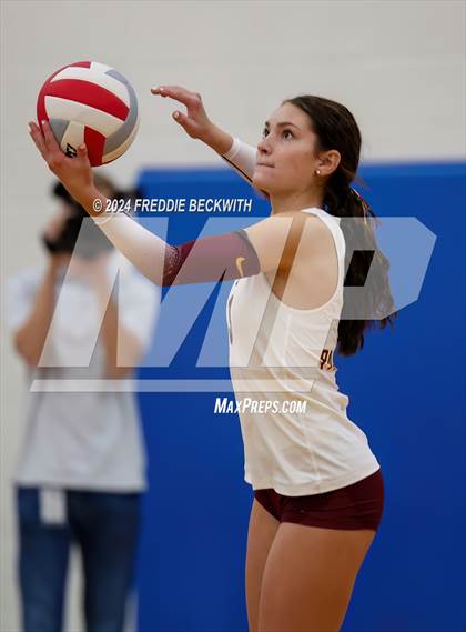 Thumbnail 2 in Bells @ Chisum (UIL 3A Volleyball Bi-District Playoff) photogallery.