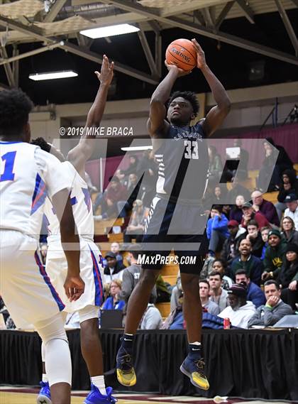 Thumbnail 1 in DeMatha vs. La Lumiere (Spalding Hoophall Classic) photogallery.