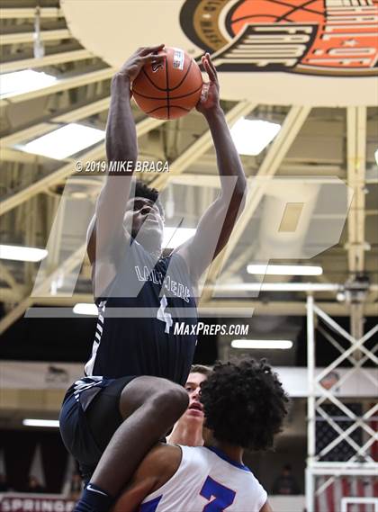 Thumbnail 1 in DeMatha vs. La Lumiere (Spalding Hoophall Classic) photogallery.