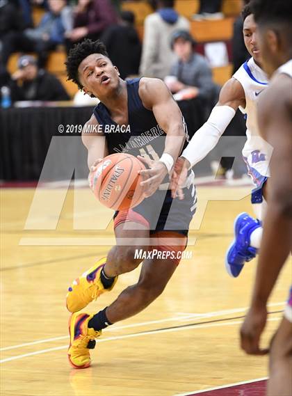 Thumbnail 1 in DeMatha vs. La Lumiere (Spalding Hoophall Classic) photogallery.