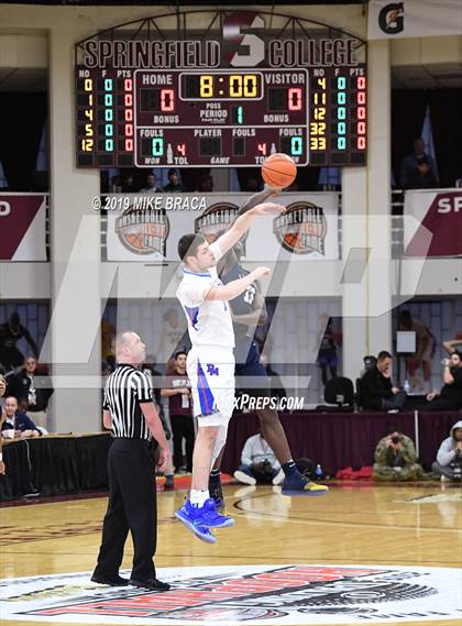 Thumbnail 3 in DeMatha vs. La Lumiere (Spalding Hoophall Classic) photogallery.