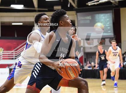 Thumbnail 2 in DeMatha vs. La Lumiere (Spalding Hoophall Classic) photogallery.