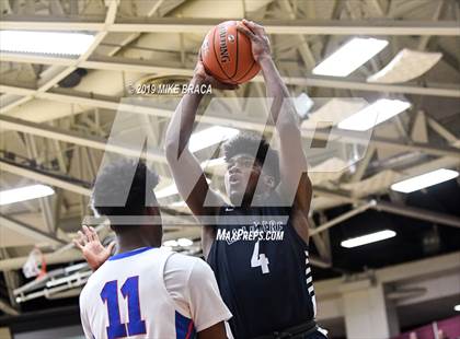Thumbnail 1 in DeMatha vs. La Lumiere (Spalding Hoophall Classic) photogallery.