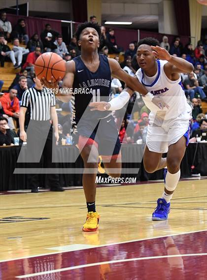 Thumbnail 3 in DeMatha vs. La Lumiere (Spalding Hoophall Classic) photogallery.