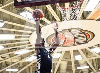 Thumbnail 3 in DeMatha vs. La Lumiere (Spalding Hoophall Classic) photogallery.