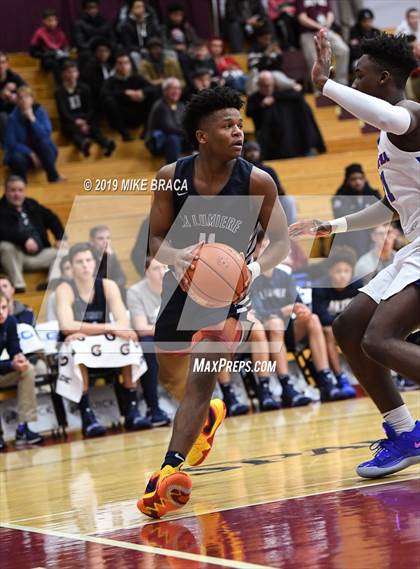 Thumbnail 2 in DeMatha vs. La Lumiere (Spalding Hoophall Classic) photogallery.