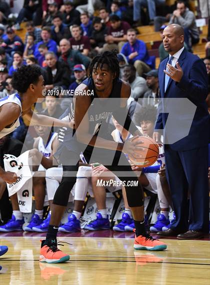 Thumbnail 1 in DeMatha vs. La Lumiere (Spalding Hoophall Classic) photogallery.