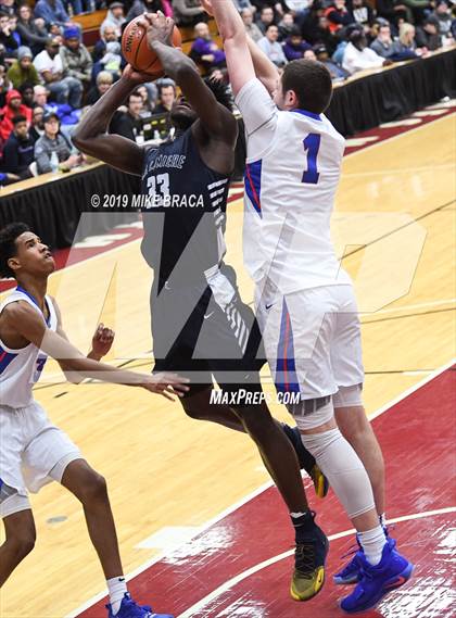 Thumbnail 1 in DeMatha vs. La Lumiere (Spalding Hoophall Classic) photogallery.