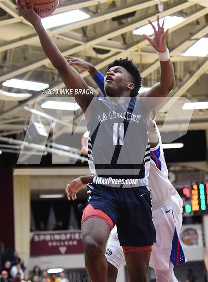 Thumbnail 3 in DeMatha vs. La Lumiere (Spalding Hoophall Classic) photogallery.