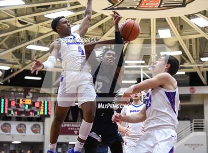 Thumbnail 1 in DeMatha vs. La Lumiere (Spalding Hoophall Classic) photogallery.