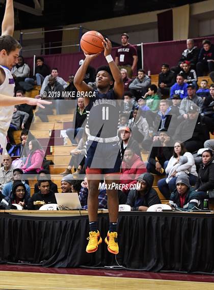 Thumbnail 3 in DeMatha vs. La Lumiere (Spalding Hoophall Classic) photogallery.