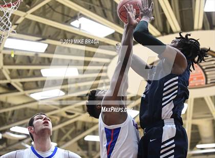 Thumbnail 2 in DeMatha vs. La Lumiere (Spalding Hoophall Classic) photogallery.