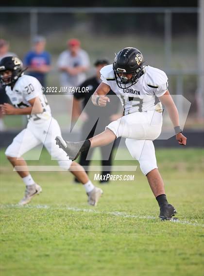 Thumbnail 2 in Gordon @ Strawn photogallery.