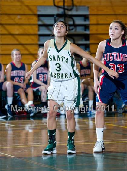 Thumbnail 2 in Yorba Linda vs Santa Barbara (Santa Barbara Tournament of Champions) photogallery.