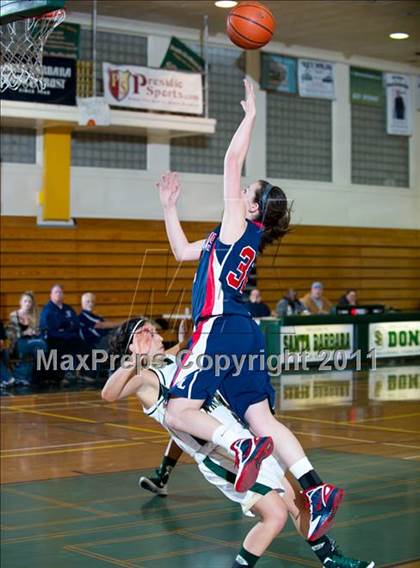 Thumbnail 3 in Yorba Linda vs Santa Barbara (Santa Barbara Tournament of Champions) photogallery.