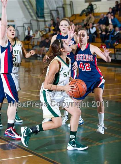 Thumbnail 1 in Yorba Linda vs Santa Barbara (Santa Barbara Tournament of Champions) photogallery.