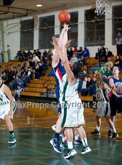 Thumbnail 1 in Yorba Linda vs Santa Barbara (Santa Barbara Tournament of Champions) photogallery.