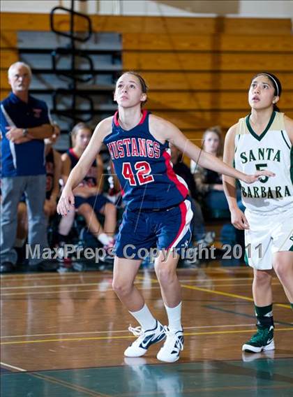 Thumbnail 3 in Yorba Linda vs Santa Barbara (Santa Barbara Tournament of Champions) photogallery.
