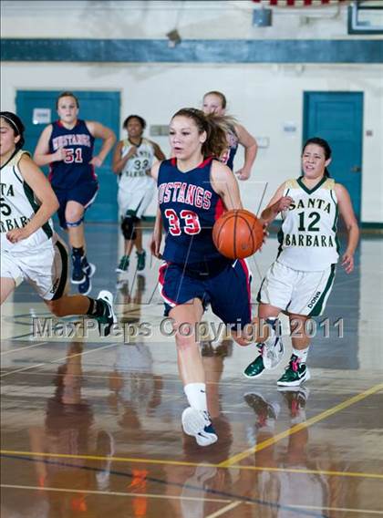 Thumbnail 1 in Yorba Linda vs Santa Barbara (Santa Barbara Tournament of Champions) photogallery.