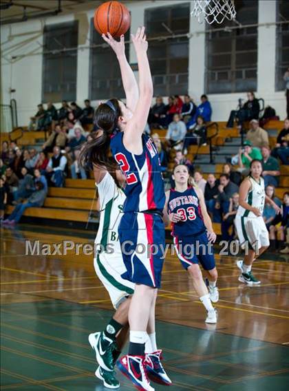 Thumbnail 2 in Yorba Linda vs Santa Barbara (Santa Barbara Tournament of Champions) photogallery.