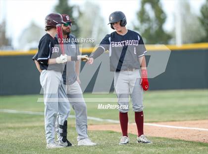 Thumbnail 2 in Berthoud @ Eaton photogallery.