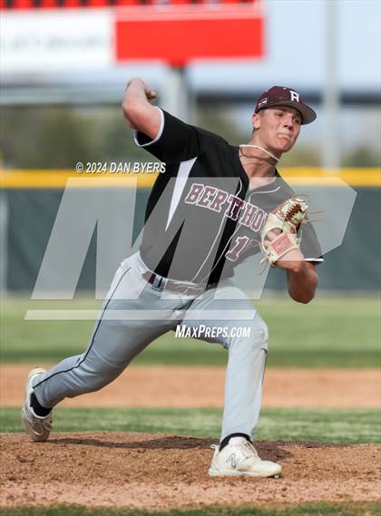 Thumbnail 3 in Berthoud @ Eaton photogallery.