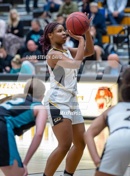 Thumbnail 3 in Highland vs Gilbert photogallery.