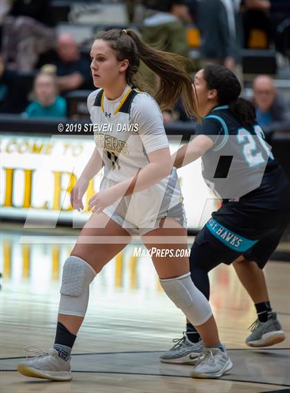 Thumbnail 1 in Highland vs Gilbert photogallery.