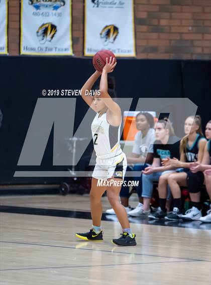 Thumbnail 2 in Highland vs Gilbert photogallery.