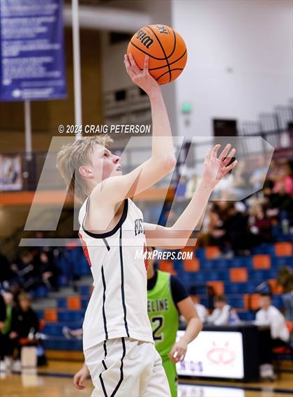 Thumbnail 1 in Ridgeline @ Mountain Crest (Sophomore) photogallery.