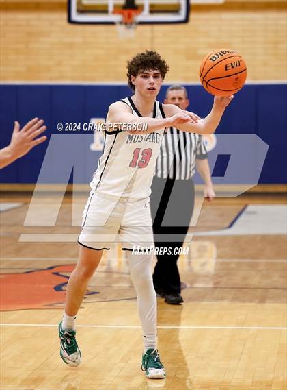 Thumbnail 1 in Ridgeline @ Mountain Crest (Sophomore) photogallery.