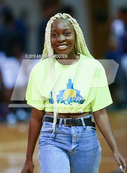Thumbnail 2 in Village Christian Academy vs. Moravian Prep (Hoops and Dreams Showcase) photogallery.