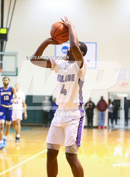 Thumbnail 3 in Village Christian Academy vs. Moravian Prep (Hoops and Dreams Showcase) photogallery.