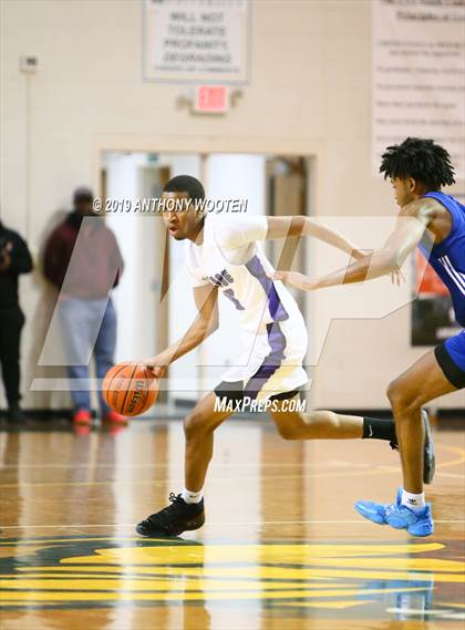 Thumbnail 3 in Village Christian Academy vs. Moravian Prep (Hoops and Dreams Showcase) photogallery.