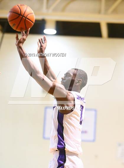 Thumbnail 2 in Village Christian Academy vs. Moravian Prep (Hoops and Dreams Showcase) photogallery.