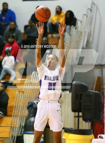 Thumbnail 2 in Village Christian Academy vs. Moravian Prep (Hoops and Dreams Showcase) photogallery.