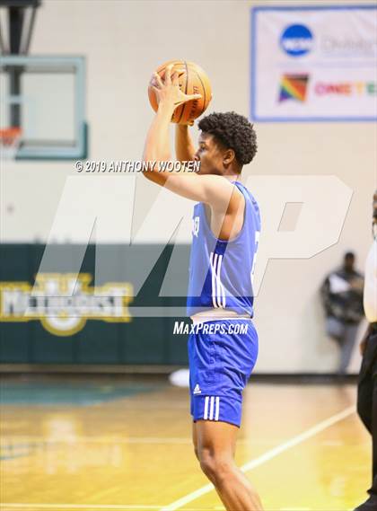 Thumbnail 3 in Village Christian Academy vs. Moravian Prep (Hoops and Dreams Showcase) photogallery.