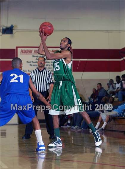 Thumbnail 2 in Lutheran vs. Dorsey (Rose City Round Ball Classic) photogallery.