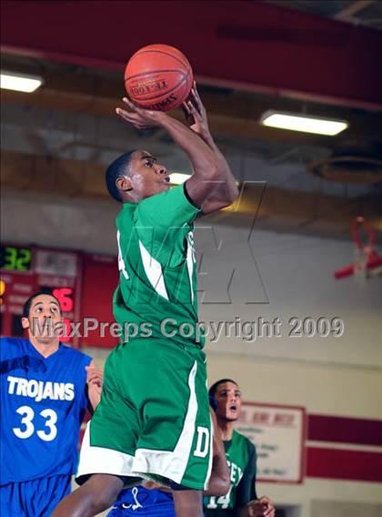 Thumbnail 1 in Lutheran vs. Dorsey (Rose City Round Ball Classic) photogallery.