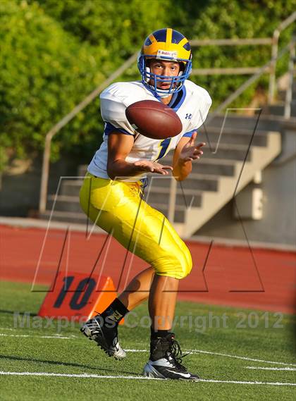 Thumbnail 2 in San Dimas vs. Bonita photogallery.