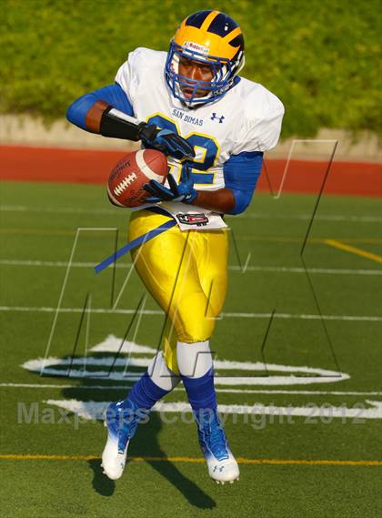 Thumbnail 1 in San Dimas vs. Bonita photogallery.
