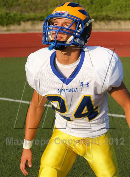 Thumbnail 3 in San Dimas vs. Bonita photogallery.