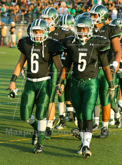 Thumbnail 3 in San Dimas vs. Bonita photogallery.