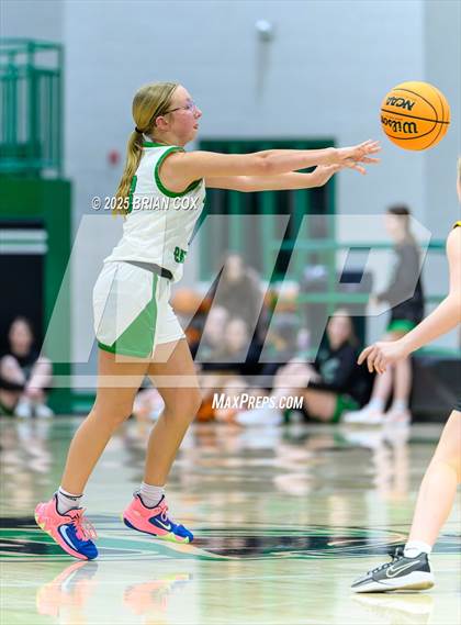 Thumbnail 3 in Salem @ Yellville-Summit photogallery.