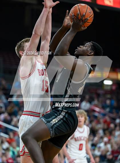 Thumbnail 2 in Madison vs. Capital (IHSAA 5A Quarterfinal) photogallery.